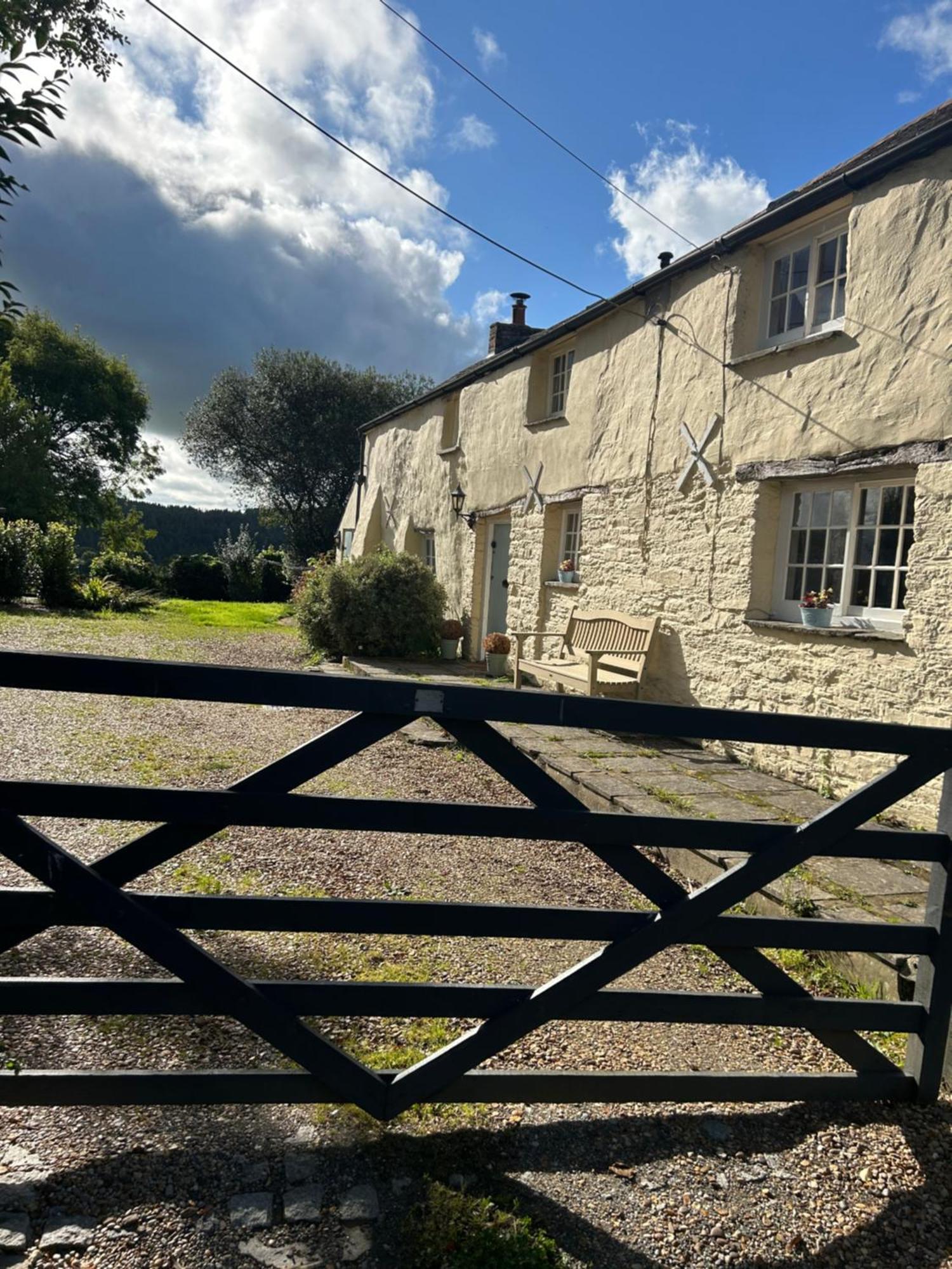 Meadowside Cottage, Characterful Grade 2 Listed Cottage Near To Wadebridge And Padstow المظهر الخارجي الصورة